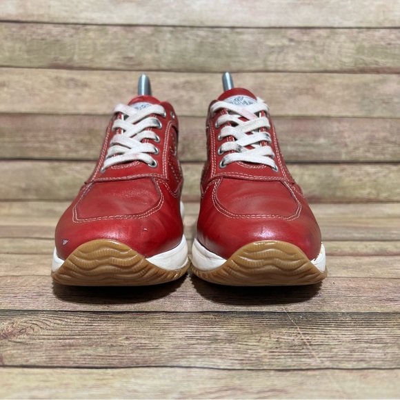 Hogan Red Leather Trainers - Picture 4 of 8